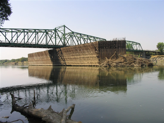 DOWNSTREAM PHOTOGRAPH - SACRAMENTO RIVER - BUTTE CITY (BTCC1)