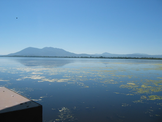 RIGHT OF GAGE PHOTOGRAPH - CLEAR LAKE - LAKEPORT (CLKC1)