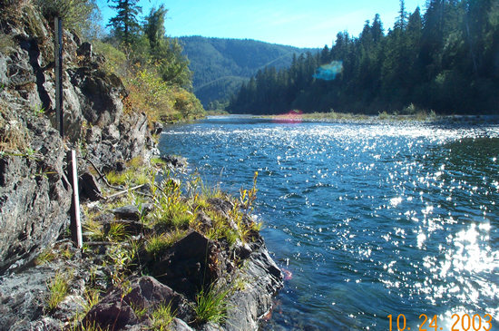 UPSTREAM PHOTOGRAPH - SMITH RIVER - JEDEDIAH SMITH SP NEAR CRESCENT CITY (CREC1)