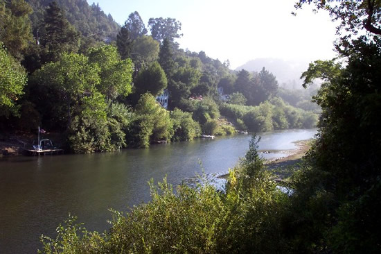 UPSTREAM PHOTOGRAPH - RUSSIAN RIVER - HEALDSBURG (HEAC1)