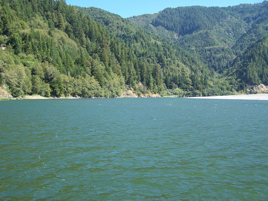 UPSTREAM PHOTOGRAPH - KLAMATH RIVER - KLAMATH (KLMC1)