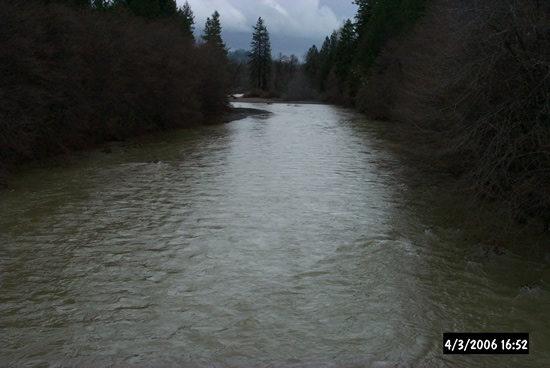 UPSTREAM PHOTOGRAPH - MAD RIVER - ABOVE RUTH RESERVOIR (MAUC1)