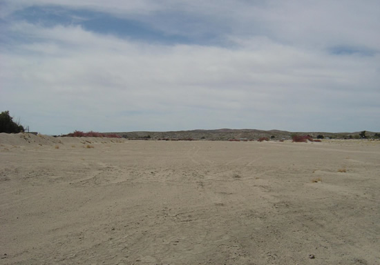 UPSTREAM PHOTOGRAPH - MOJAVE RIVER - BARSTOW (MBRC1)