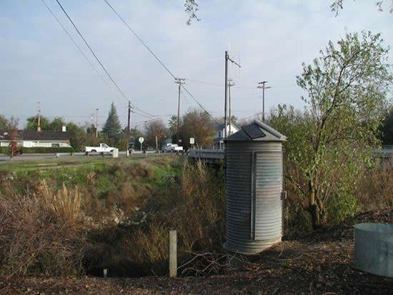 GAGE HOUSE PHOTOGRAPH - BEAR CREEK - MCKEE ROAD (MEEC1)