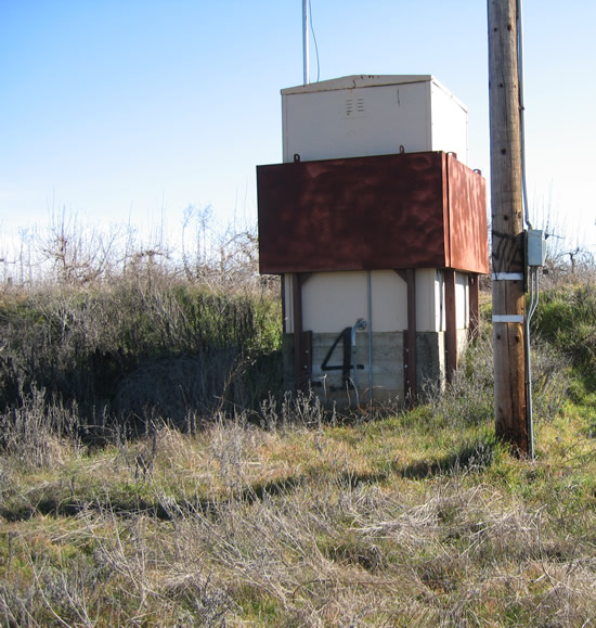 GAGE HOUSE PHOTOGRAPH - YUBA RIVER - MARYSVILLE (MRYC1)