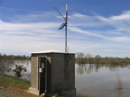 GAGE HOUSE PHOTOGRAPH - FEATHER RIVER - NICOLAUS (NCOC1)