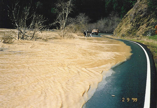 DOWNSTREAM PHOTOGRAPH - NAVARRO RIVER - NAVARRO (NVRC1)