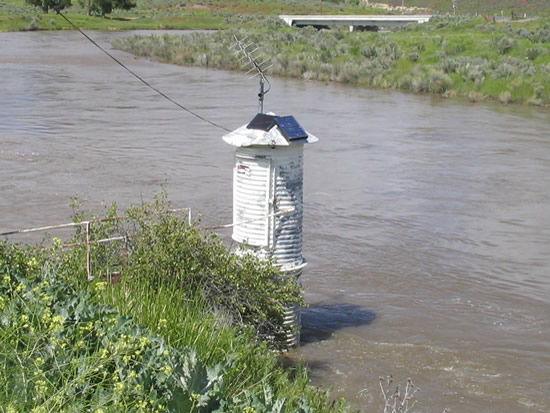 GAGE HOUSE PHOTOGRAPH - HUMBOLDT RIVER - PALISADE (PALN2)