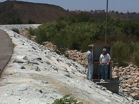 DOWNSTREAM PHOTOGRAPH - SAN LUIS REY RIVER - OCEANSIDE (SLOC1)