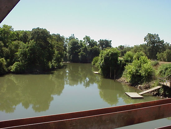 UPSTREAM PHOTOGRAPH - MOKELUMNE RIVER - BENSON'S FERRY (THTC1)