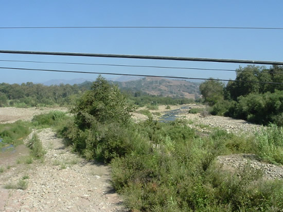 UPSTREAM PHOTOGRAPH - VENTURA RIVER - FOSTER PARK (VRVC1)